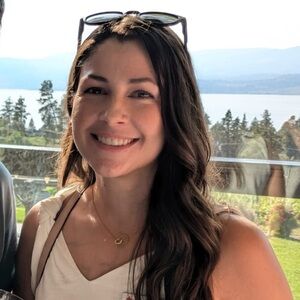 Meet your Posher, Carly